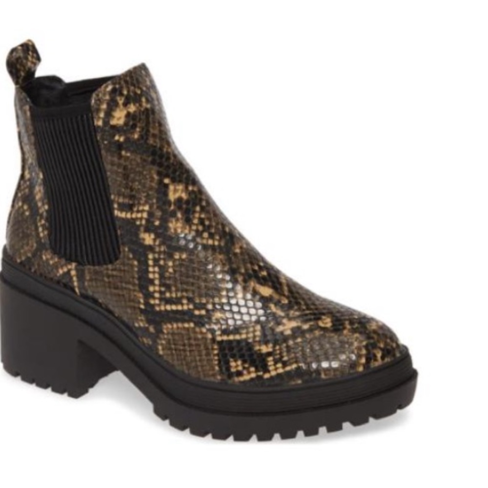 Chelsea boots